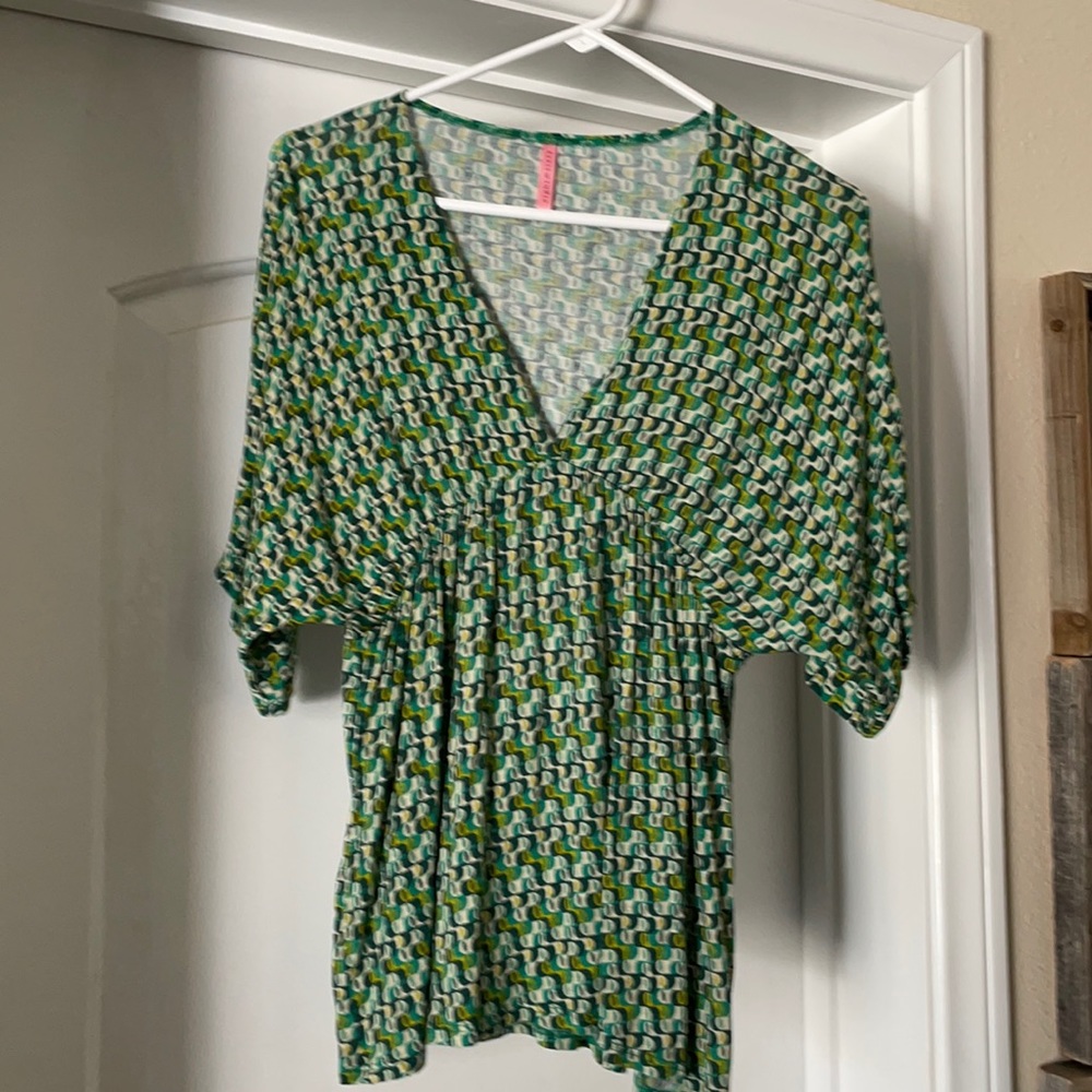 Really cute eight sixty top size M new without tags